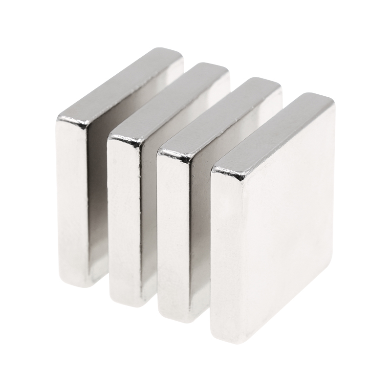 Bloker permanent magnet 4